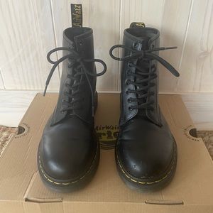 Dr. Martens 1460 Women’s Boots